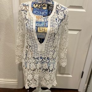 Beautiful White Knit Top